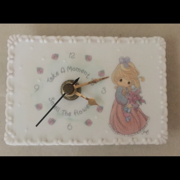 Mini Desk Clock (Girl with Roses) - Picture 1 of 1